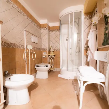 Le Dodici Marie 住宿加早餐酒店 Alatri